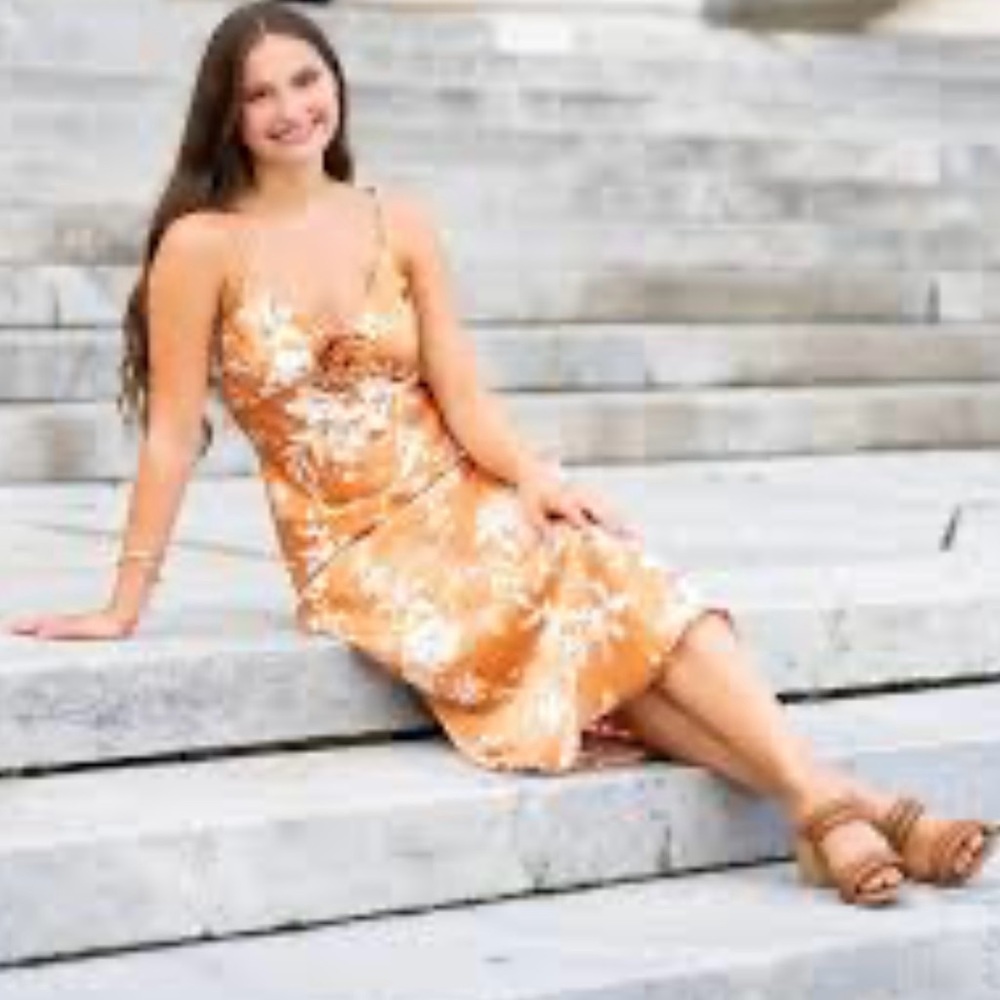 Chic Floral Orange Midi Dress